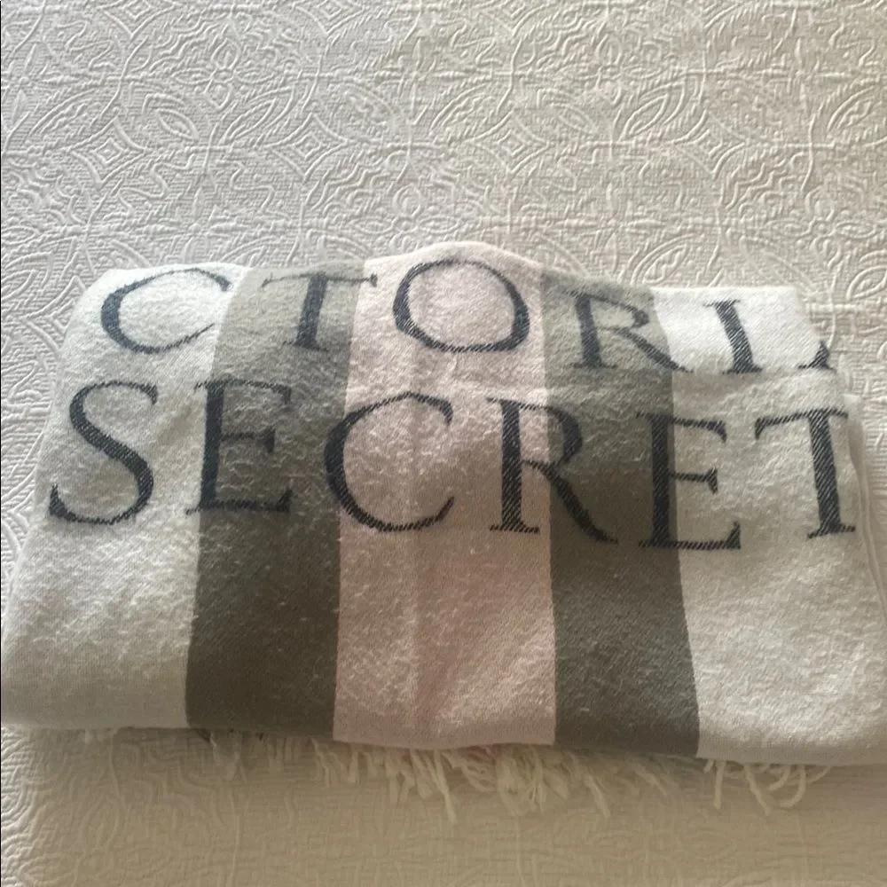 Victoria's Secret Pink and Gray Towel